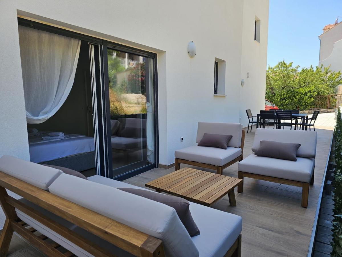 Harmony Suites Bol Buitenkant foto