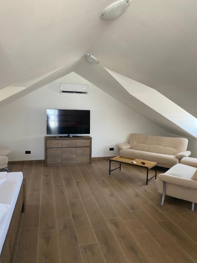 Harmony Suites Bol Buitenkant foto