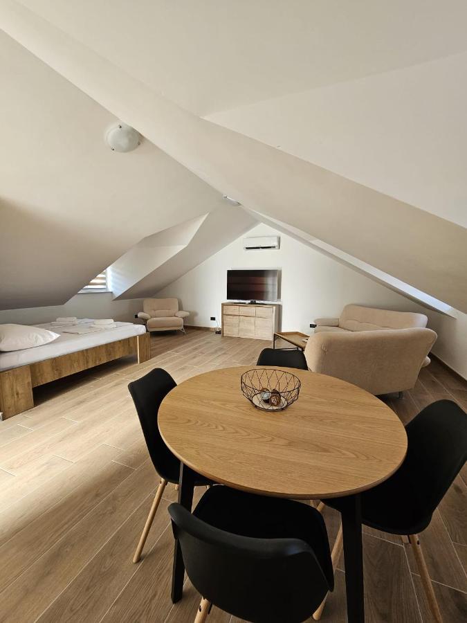 Harmony Suites Bol Buitenkant foto