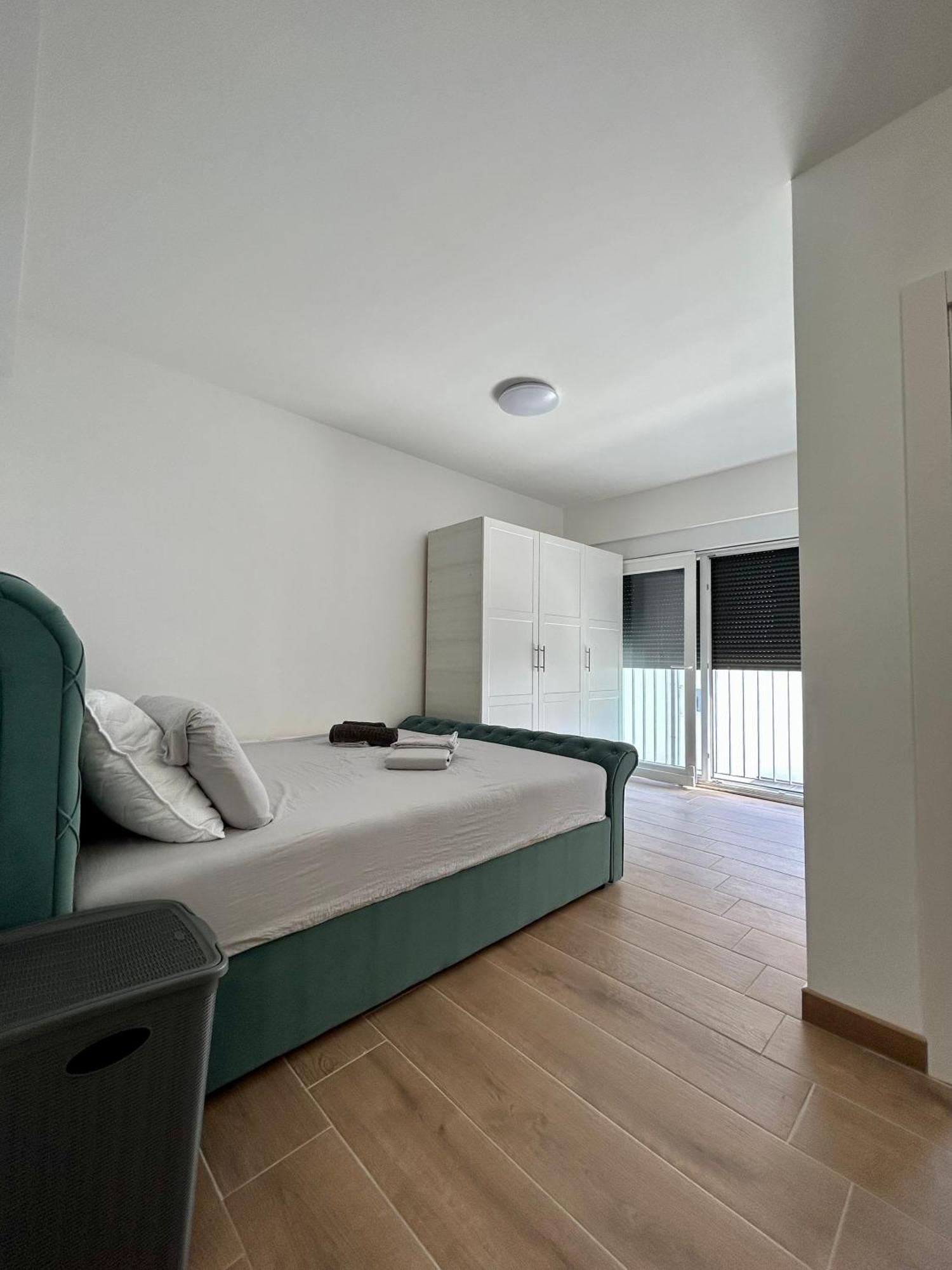 Harmony Suites Bol Buitenkant foto