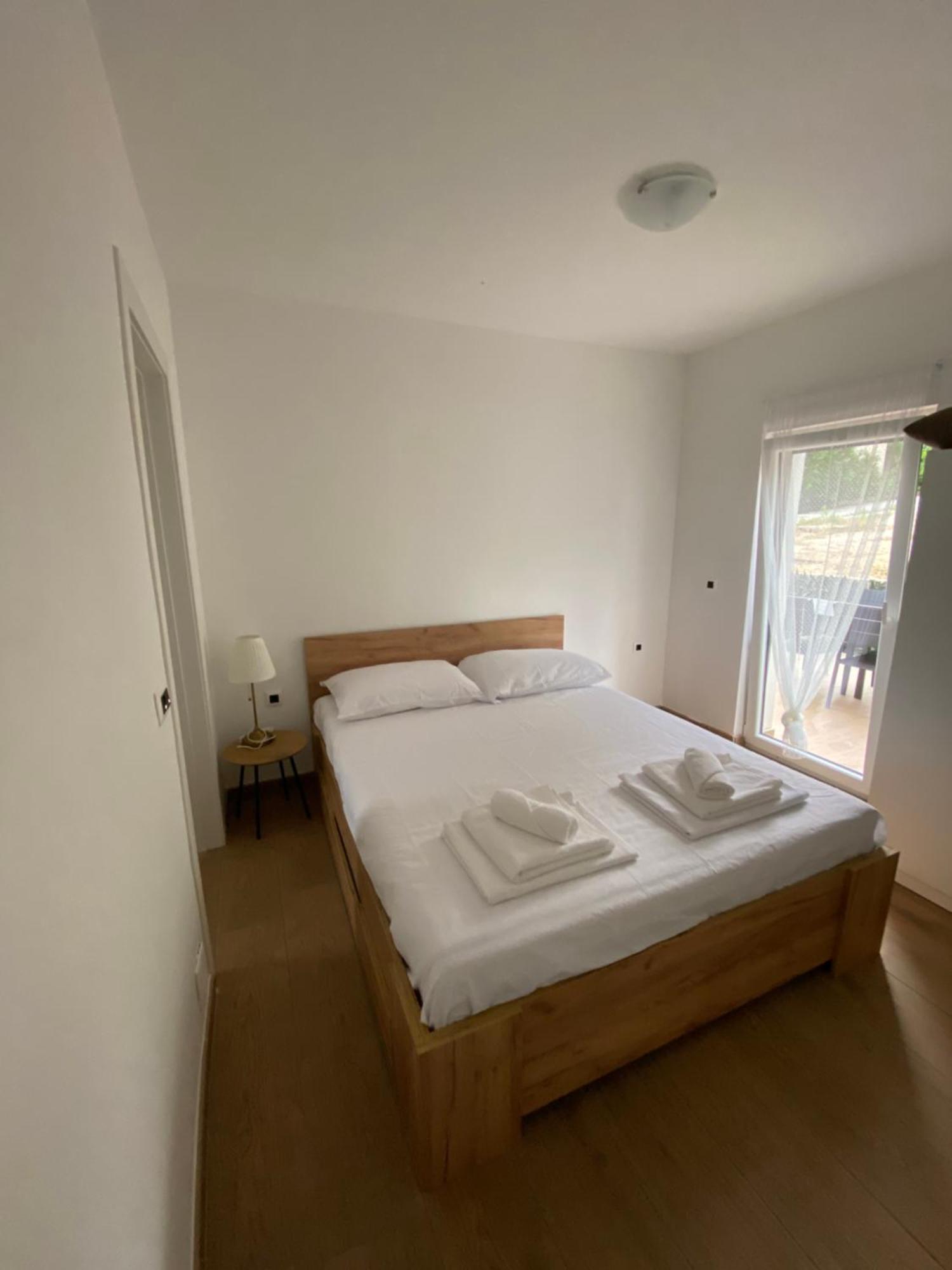 Harmony Suites Bol Buitenkant foto